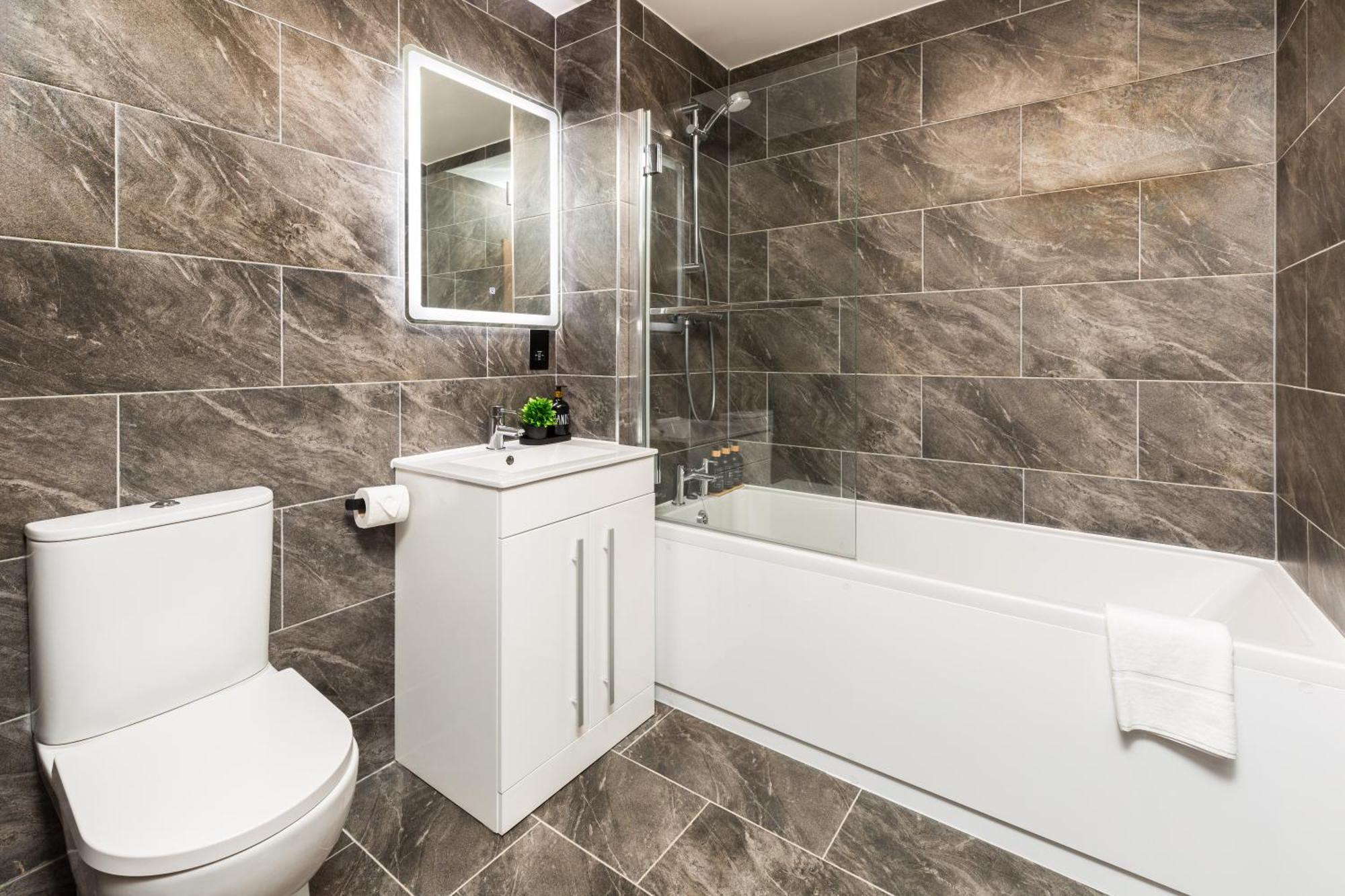 The Suites Inn Hotel Birmingham Merry Hill بريرلي هيل المظهر الخارجي الصورة